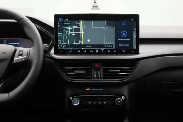 Ford Kuga (2025) thumbnail 9