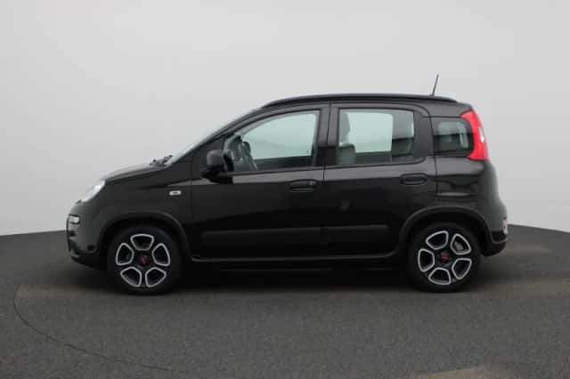 Fiat Panda (2022) thumbnail 4