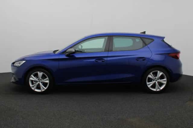 SEAT Leon (2021) thumbnail 4