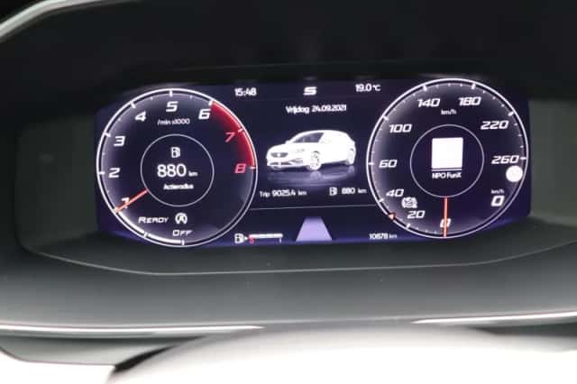 SEAT Leon (2021) thumbnail 8