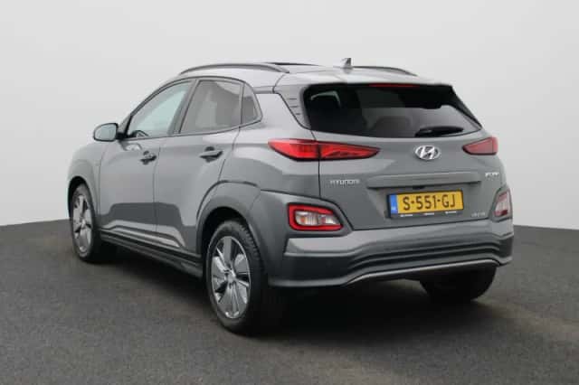 Hyundai Kona (2019) thumbnail 2