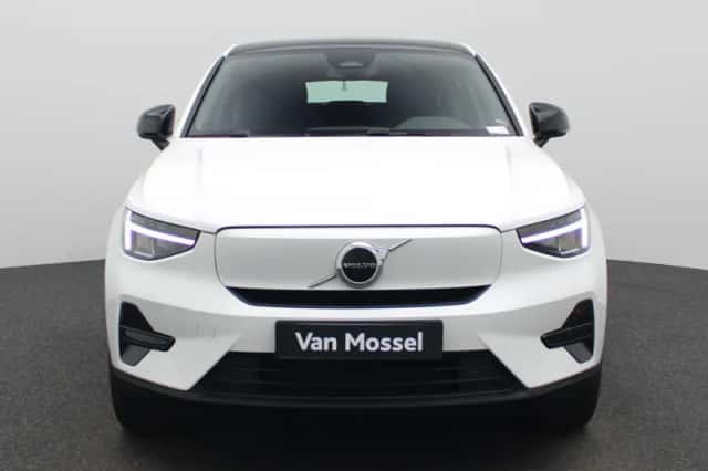 Volvo C40 (2023) thumbnail 3