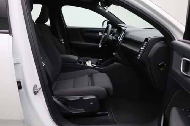 Volvo C40 (2023) thumbnail 35