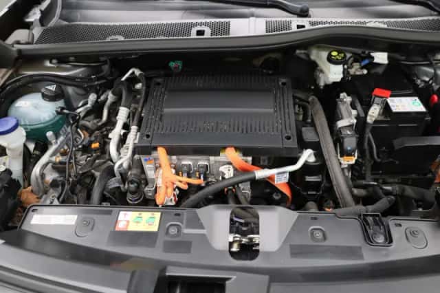 Peugeot e-2008 (2021) thumbnail 30