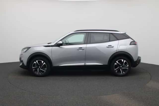 Peugeot e-2008 (2021) thumbnail 4