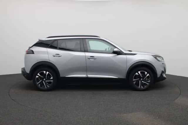 Peugeot e-2008 (2021) thumbnail 6