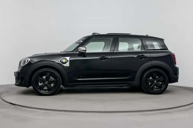 MINI Countryman (2022) thumbnail 2