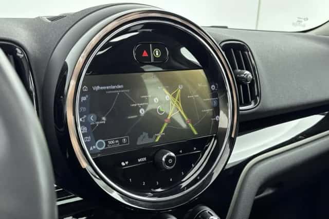 MINI Countryman (2022) thumbnail 15