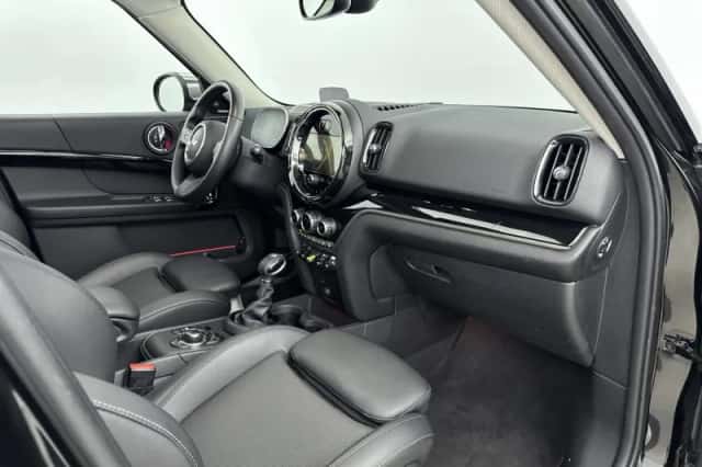 MINI Countryman (2022) thumbnail 16