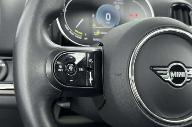 MINI Countryman (2022) thumbnail 6