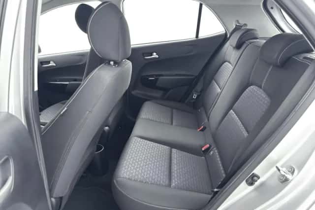 Kia Picanto (2018) thumbnail 25