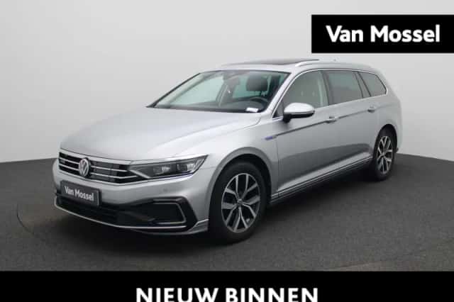 Volkswagen Passat (2022)