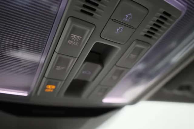 Volkswagen Passat (2022) thumbnail 34