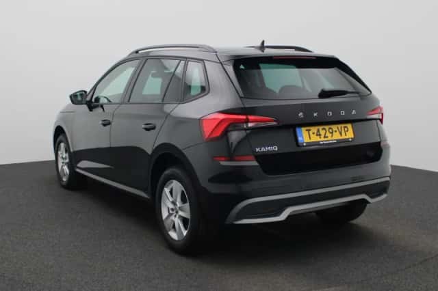 Škoda Kamiq (2023) thumbnail 2
