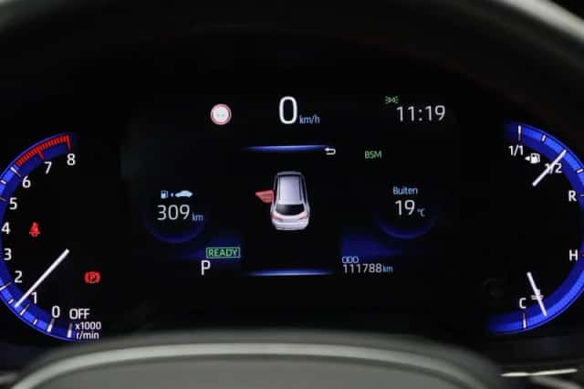 Toyota Corolla (2022) thumbnail 8