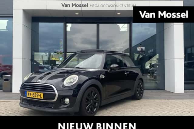 MINI Cooper (2016) thumbnail 1