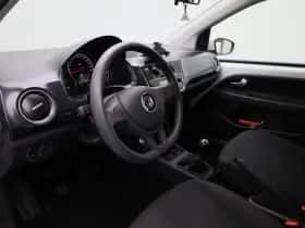 Volkswagen Up! thumbnail 21