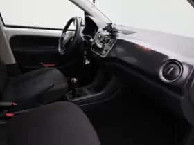 Volkswagen Up! (2021) thumbnail 23