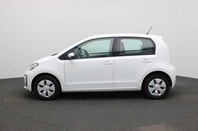 Volkswagen Up! (2021) thumbnail 4