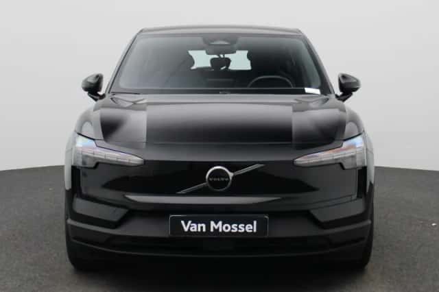 Volvo EX30 (2024) thumbnail 3