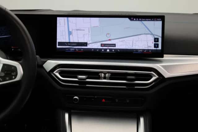 BMW i4 (2024) thumbnail 8