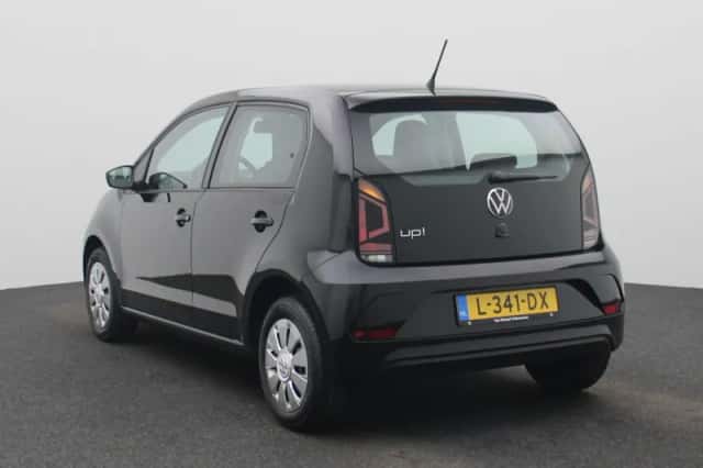 Volkswagen Up! (2021) thumbnail 2