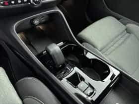 Volvo XC40 thumbnail 20