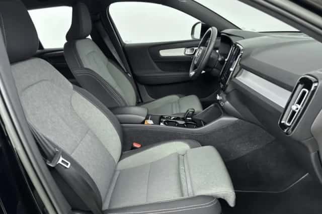 Volvo XC40 (2022) thumbnail 30