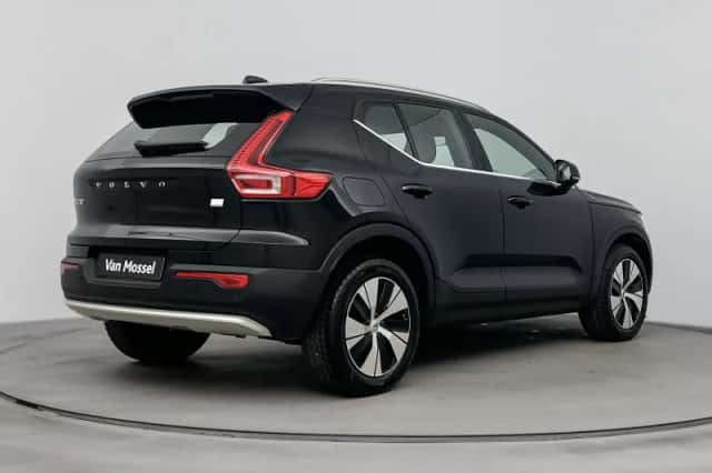 Volvo XC40 (2022) thumbnail 4