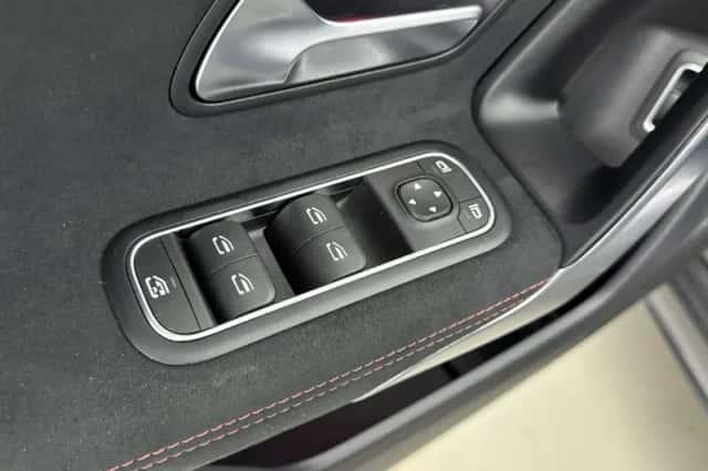 Mercedes-Benz A-Klasse (2022) thumbnail 13
