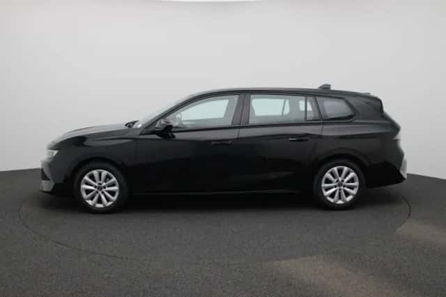 Opel Astra (2023) thumbnail 4