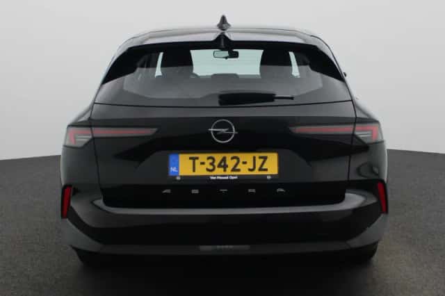 Opel Astra (2023) thumbnail 5