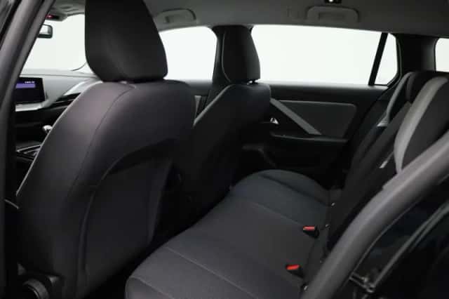 Opel Astra (2023) thumbnail 10
