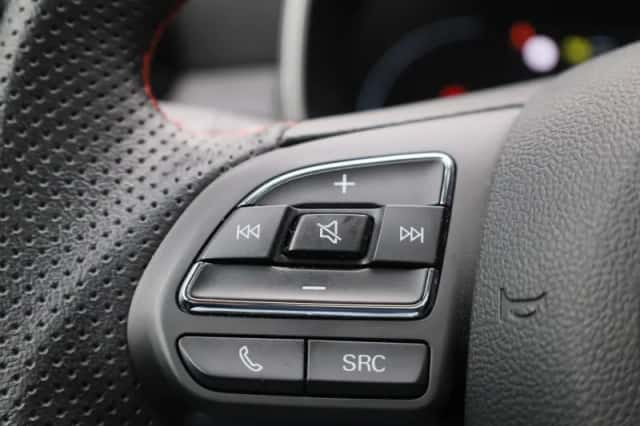 MG ZS EV (2023) thumbnail 17