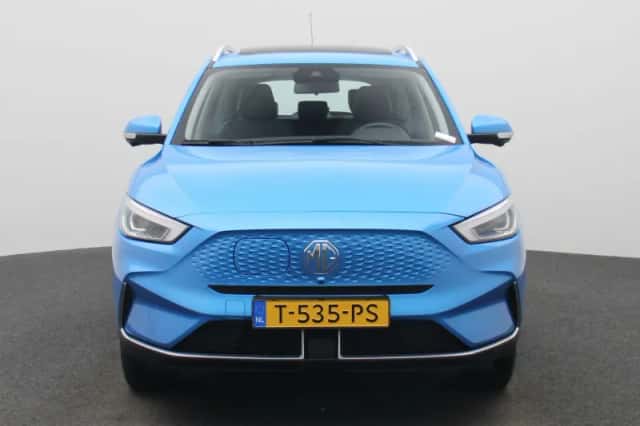 MG ZS EV (2023) thumbnail 3