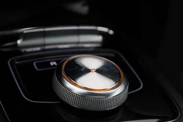 MG ZS EV (2023) thumbnail 21