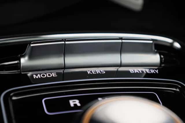MG ZS EV (2023) thumbnail 25
