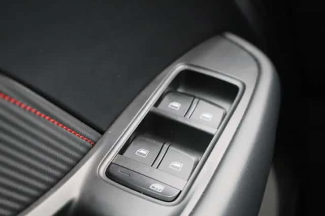 MG ZS EV (2023) thumbnail 31