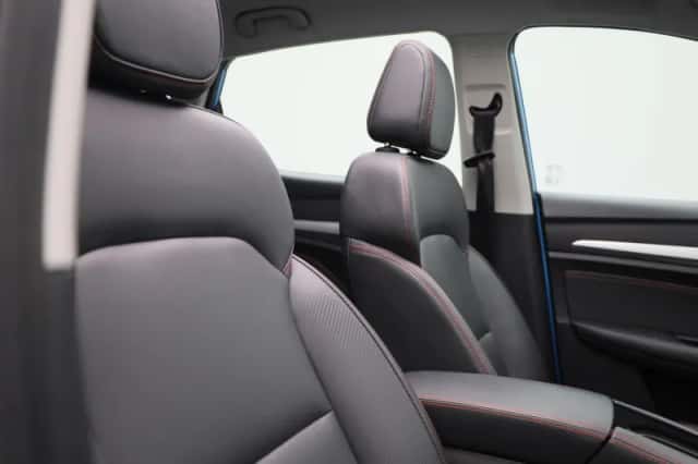 MG ZS EV (2023) thumbnail 36