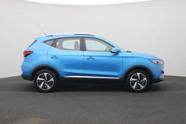 MG ZS EV (2023) thumbnail 6