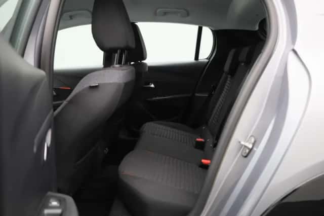 Peugeot e-208 (2023) thumbnail 12