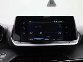 Peugeot e-208 thumbnail 17