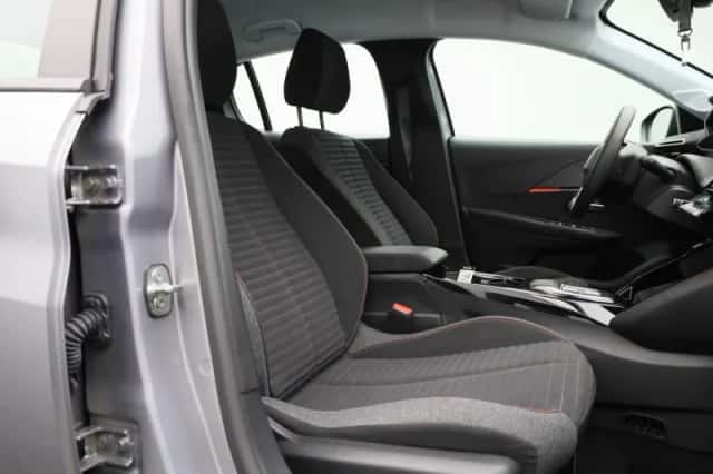 Peugeot e-208 (2023) thumbnail 30