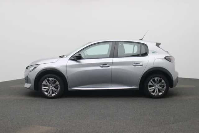 Peugeot e-208 (2023) thumbnail 4