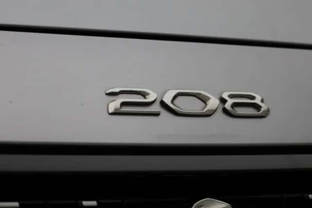 Peugeot e-208 (2023) thumbnail 35