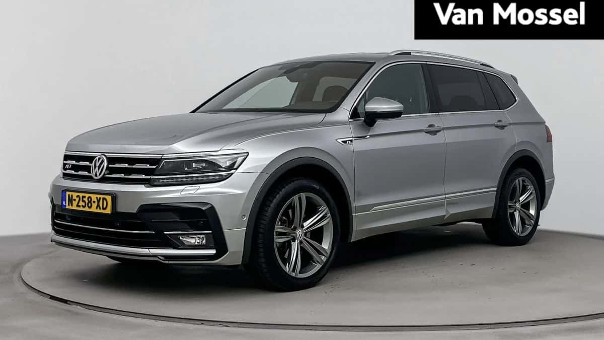 Volkswagen Tiguan — foto 1