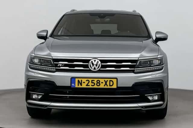 Volkswagen Tiguan (2022) thumbnail 5