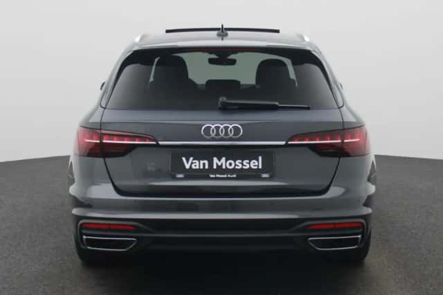 Audi A4 (2024) thumbnail 5