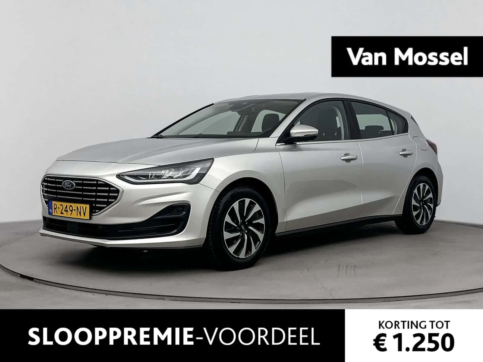 Ford Focus (2022) — foto 1