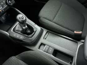 Ford Focus thumbnail 8